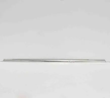 Volvo V70 Door glass trim 