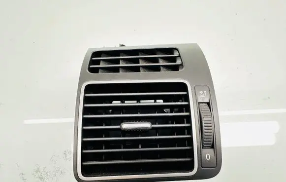 Volkswagen Touran II Dashboard side air vent grill/cover trim 1T0819703E