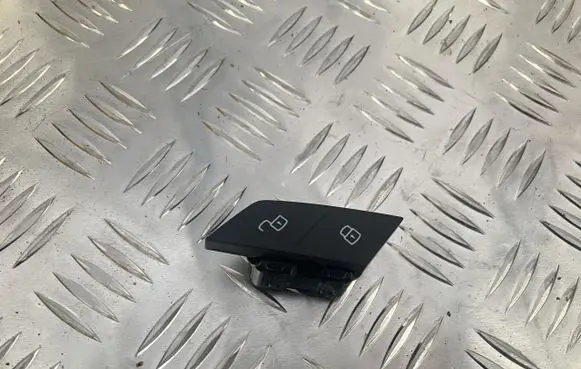 BMW 2 F44 Central locking switch button 6820926