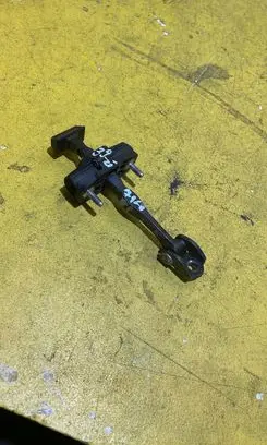 Ford Fiesta Loading door check strap stopper RZ3R1P2K4