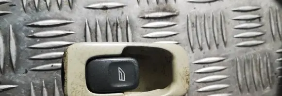 Volvo S80 Electric window control switch 9476697