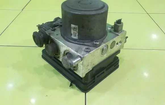 Opel Insignia A ABS Pump 122505659