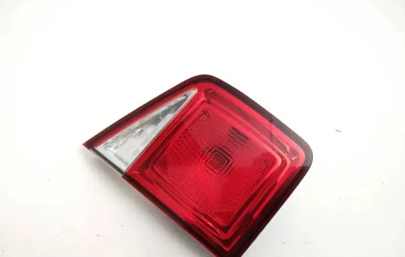 Chevrolet Orlando Tailgate rear/tail lights