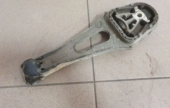 Ford Transit Custom Gearbox mount