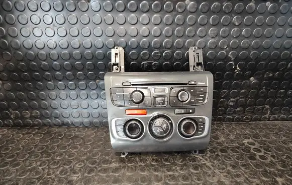 Citroen C4 II Climate control unit 9666027477
