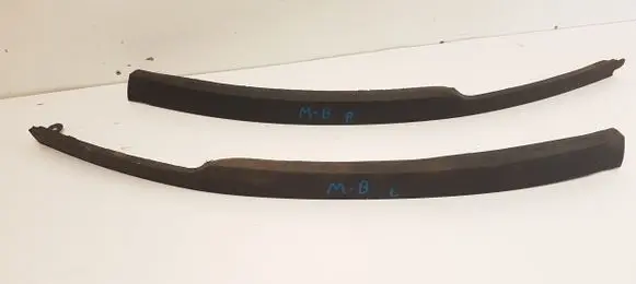 Opel Meriva B Front bumper lip 13267707