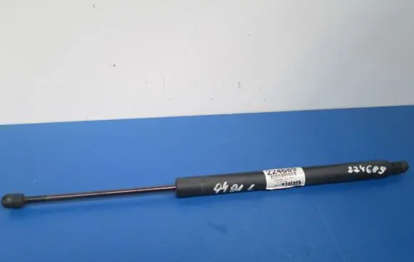Volkswagen Sharan Shock absorber/damper mounting bracket 