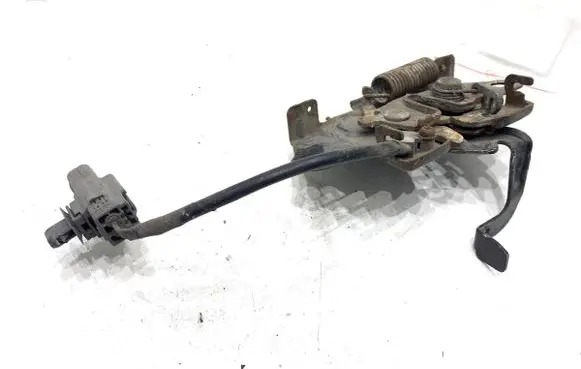 Mazda 3 II Engine bonnet/hood lock/catch