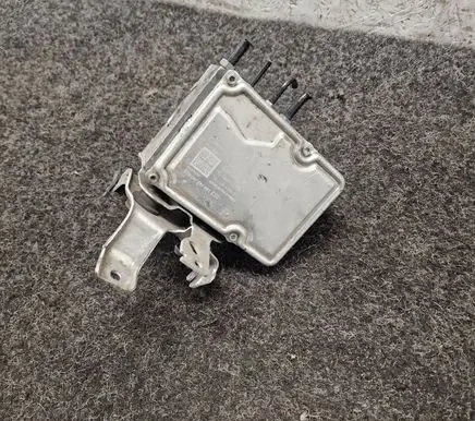 Porsche Macan (95B) ABS Pump 95B907379P