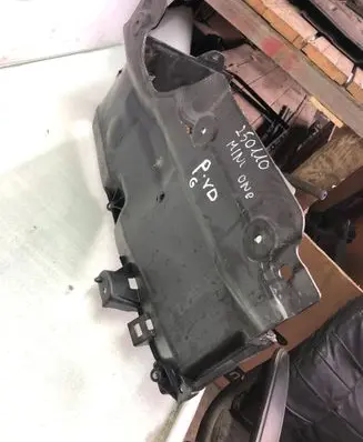 Mini One - Cooper F56 F55 Heat shield in engine bay 7290814