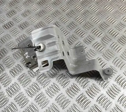 Mercedes-Benz GLB x247 Fender mounting bracket A2478800114 A2476205700