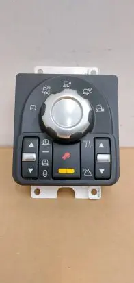 Land Rover Discovery 4 - LR4 Multifunctional control switch/knob AH2214B596AC