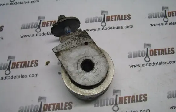 Mercedes-Benz E W212 Rear differential mounting bracket A2043500215