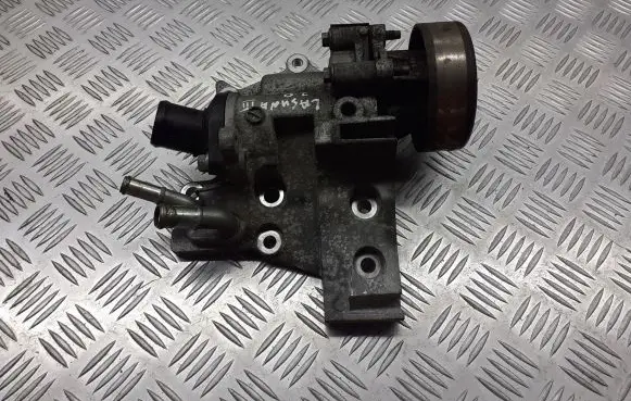 Thermostat/thermostat housing