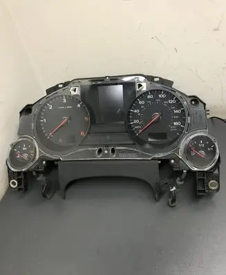 Audi A8 S8 D3 4E Speedometer (instrument cluster)