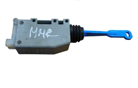 Saab 9-3 Ver1 Tailgate boot lock/latch motor 4947685 655329