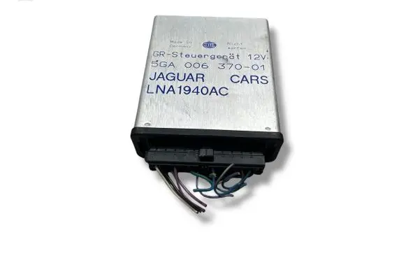 Jaguar XJ X300 Cruise control unit/module LNA1940AC 5GA00637001