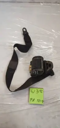 Volkswagen PASSAT B3 Front seatbelt 0433300 33300