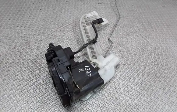KIA Cerato Rear door lock