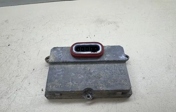 Opel Vectra C Headlight ballast module Xenon 5DV00829000 5DV008290 31520101374102