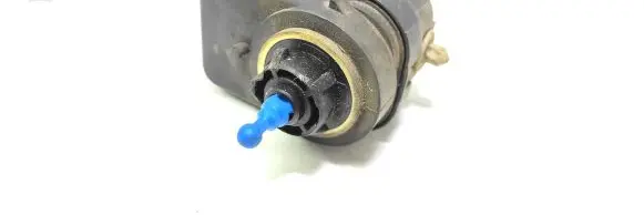 Headlight level adjustment motor