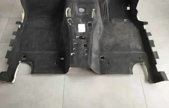 BMW 7 G11 G12 Front floor carpet liner 7392107