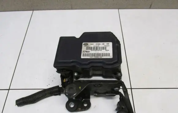 Ford Mondeo MK IV ABS Pump 7G912C405AB