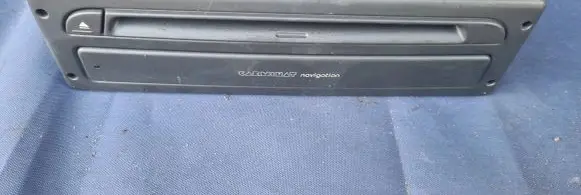 Renault Espace IV Navigation unit CD/DVD player 0123456789 FD0205070039838