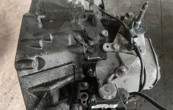 Peugeot RCZ Manual 5 speed gearbox 9686219510