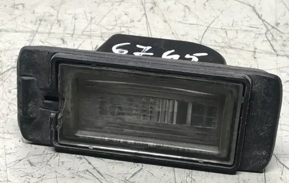 Opel Zafira C Number plate light 13578958