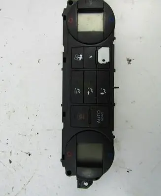 Ford Focus C-MAX Air conditioning/heating control unit 