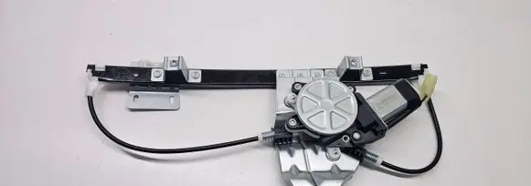 Land Rover Freelander Front door window regulator with motor CVH101210 492670241