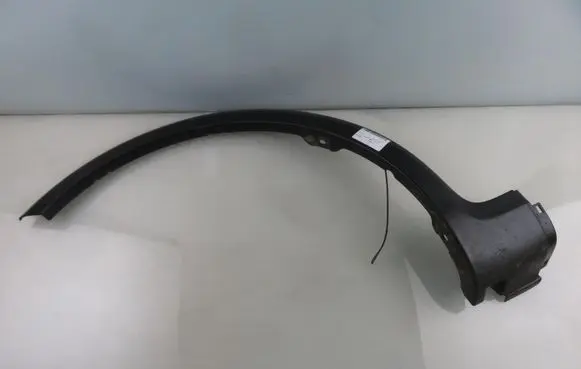 Suzuki SX4 Front arch trim 7722179J0
