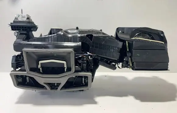 BMW X5 G05 Interior heater climate box assembly 7944537 7944538