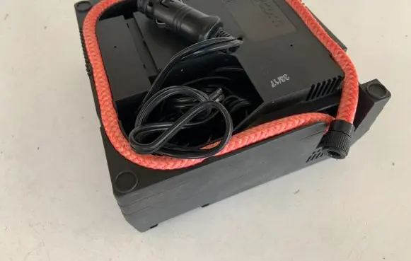 Audi Q7 4M Tire air pump compressor 4L0012615