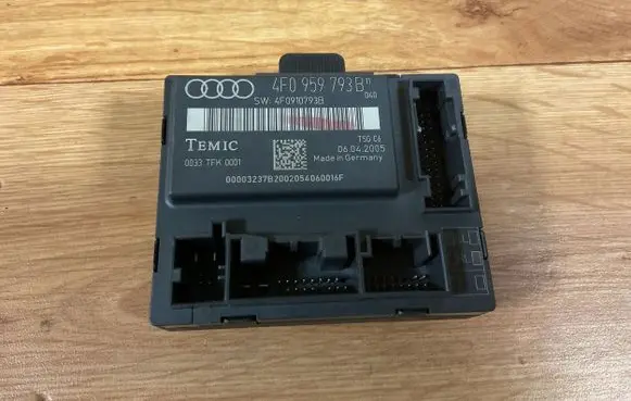 Audi A6 S6 C6 4F Door control unit/module 4F0959793B 4F0910793B TFK000