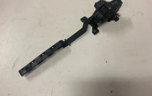BMW 2 F45 Radiator active air flap actuator C47829102 31032016 00308402