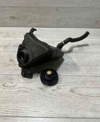 BMW 5 GT F07 Coolant expansion tank/reservoir 7806038 93083 10617211