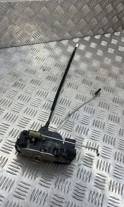 Opel Insignia A Front door lock