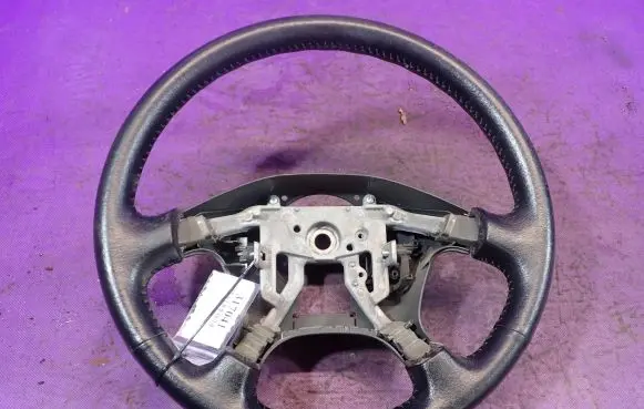 Mitsubishi Outlander Steering wheel