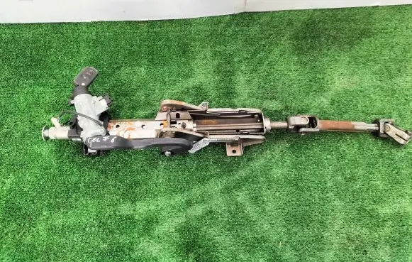 Volkswagen Golf VI Steering wheel axle set 1K1419502BB 1K0905851B