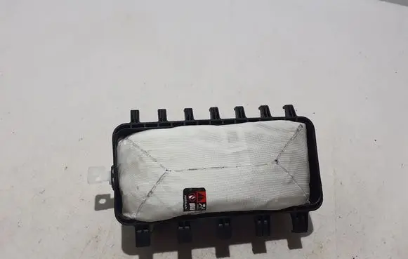 Passenger airbag