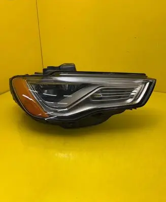 Audi A3 S3 8V Headlight/headlamp 8V0941034B