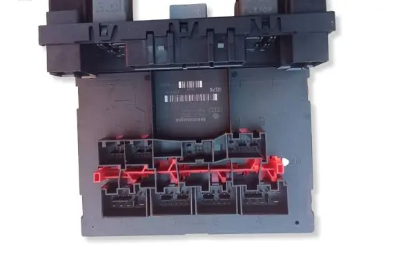 Volkswagen PASSAT B6 Comfort/convenience module 3C8937049E 28143246
