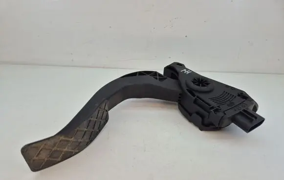 Audi A4 S4 B8 8K Accelerator throttle pedal 8K1723523