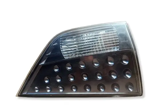 Mitsubishi Outlander Tailgate rear/tail lights 1146356L 1784 3AER04D0T