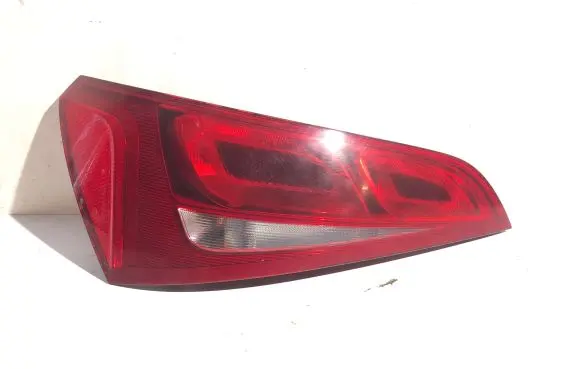 Audi Q5 SQ5 Tailgate rear/tail lights 8R0945093 AU416T2