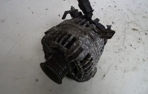 Toyota Avensis T250 Generator/alternator