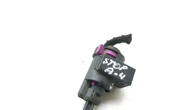 Audi A4 S4 B8 8K Brake pedal sensor switch 914689963 14689962