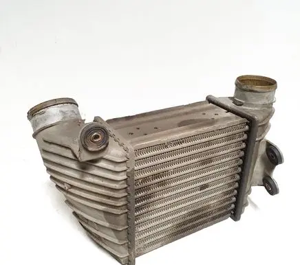 Audi TT Mk1 Intercooler radiator 8L9145806B